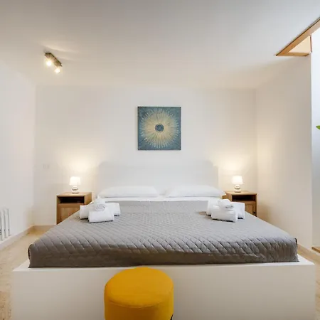 Ampio E Luminoso Vicino Al Lungomare Di Appartamento *